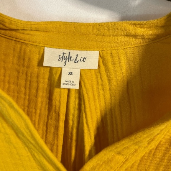 Style & Co Top - Picture 2 of 3